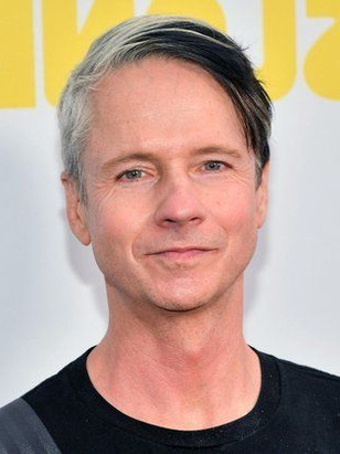 جون كاميرون ميتشيل