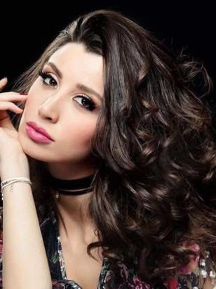 سارة التونسي