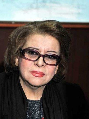 هالة حسني