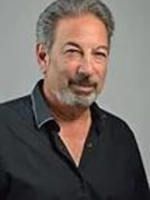 باري جاي مينوف