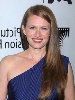 ميريل إينوس