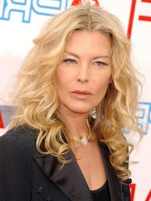 ديبورا كارا أونجير