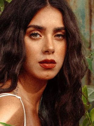 ملك الحسيني