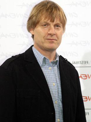 جوليان جارولد