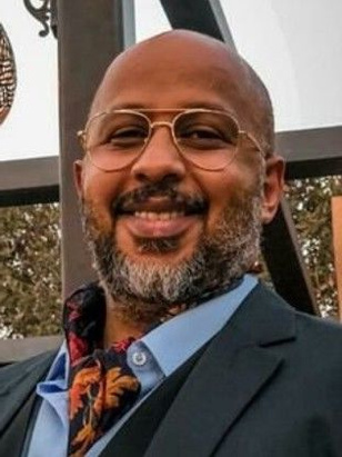 سلطان أبو شال