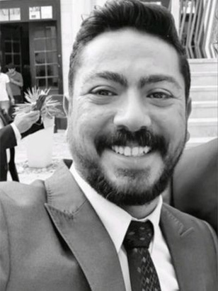 حاتم آدم