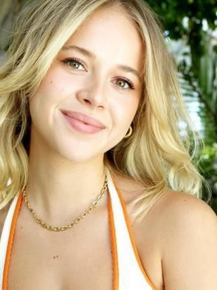 هولي جي باريت