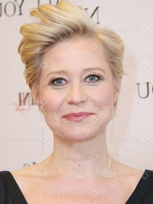 ترين ديرهولم