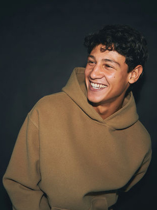 اميليو سكرايا