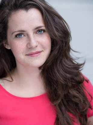 هالي تشارلتون