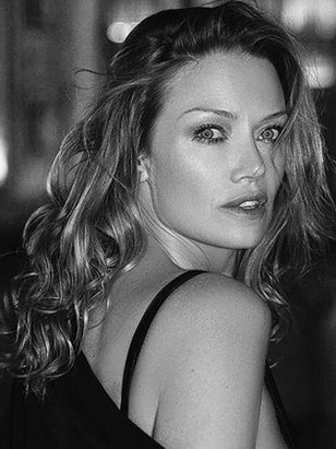 كارولينا كارلسون