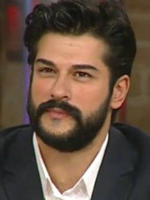 بوراك أوزجيفيت