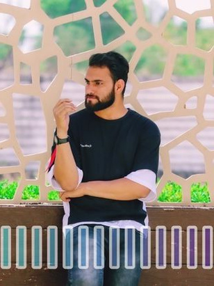 لوفلي بهاتي