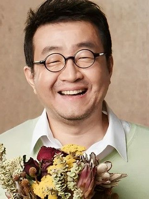 مون تشيول نام