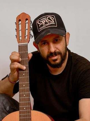 مراد طواهريّة