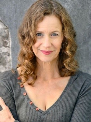 لورا كايوتي