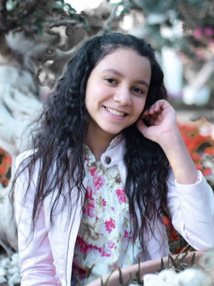 أمل حسام