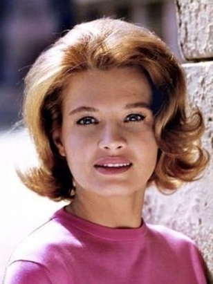 أنجي ديكنسون