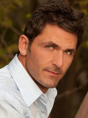 هوارد فيرجسون جونيور.