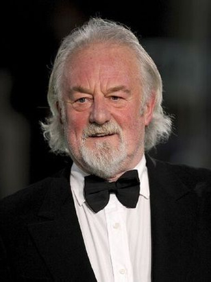 بيرنارد هيل