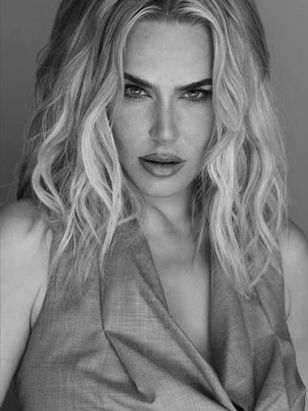 سي جيه بيري