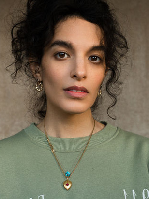 ناتاشا أثرتون