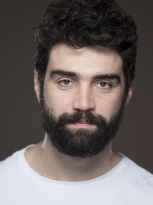 أليك سيكارينو