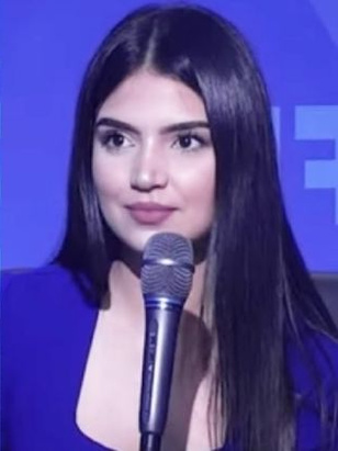 آية عساس