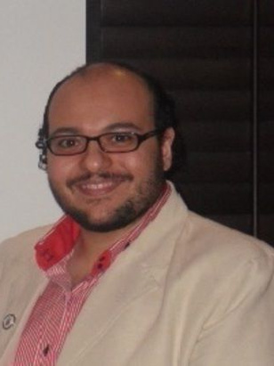 سامح عزت