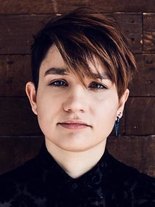 بيكس تايلور كلاوس