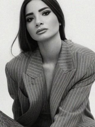 منة حمدي