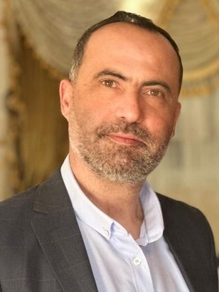 أنس العاقل