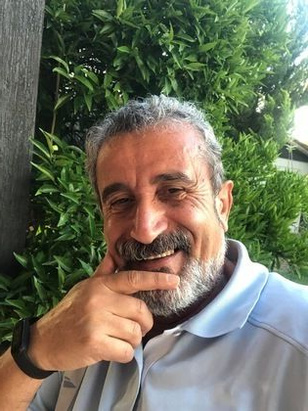 حسين شكرون