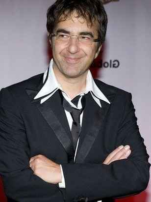 أتوم إيجويان