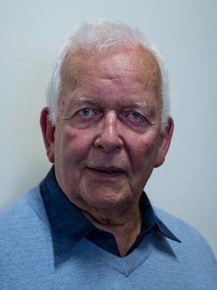 اندرو ديفيز