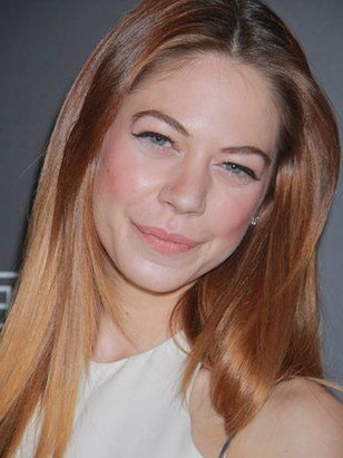 أناليج تيبتون