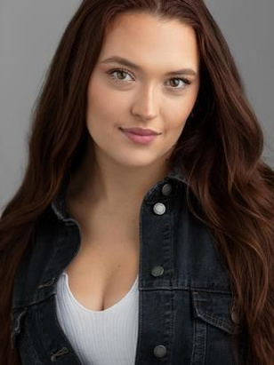 داكوتا بروتون