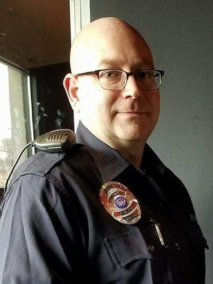 كريستوفر آر سوانسون