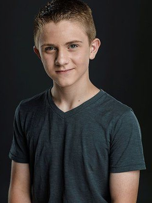 إيدن فلاورز