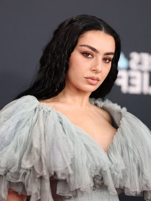 تشارلي إكس سي إكس