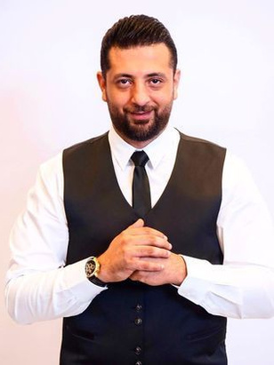 أحمد الهواري