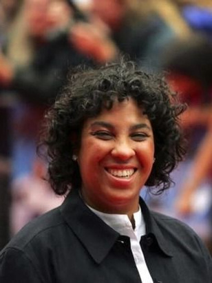 آنجيلا روبنسون