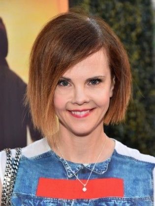 كيريستين وارين