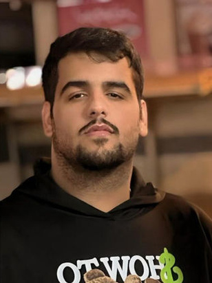 عدنان كمال