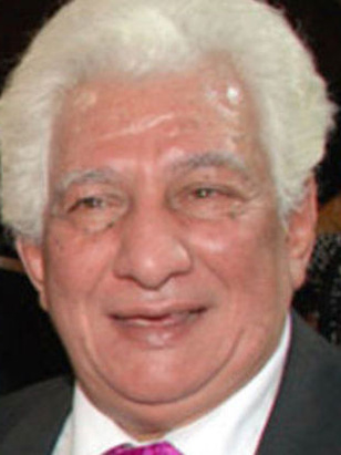 إسماعيل عبدالحافظ