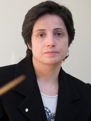 نسرين ستوده