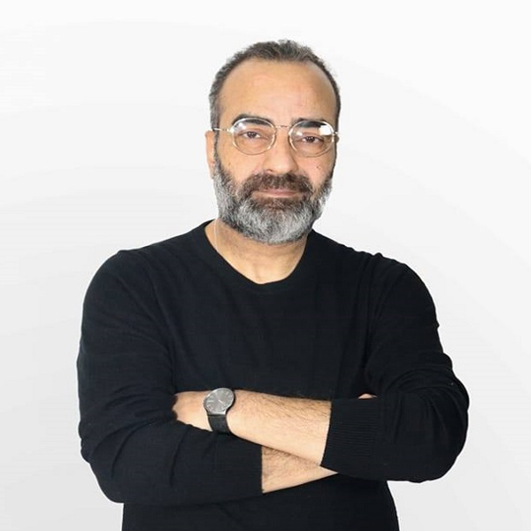 ياسر عزت
