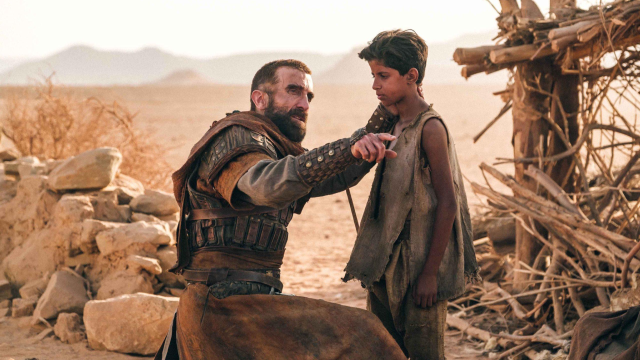محارب الصحراء (Desert Warrior): كل ما تريد معرفته عن الفيلم الذي يُعرض حاليًا في السينما عربيًا وعالميًا