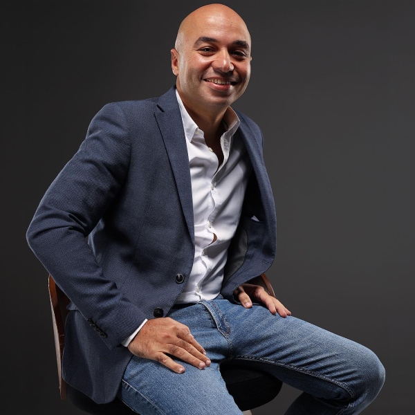 عمرو صلاح