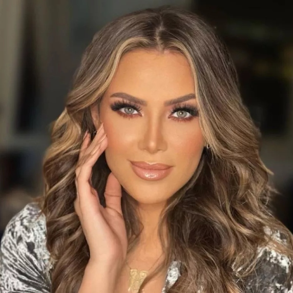 هبة عبدالعزيز
